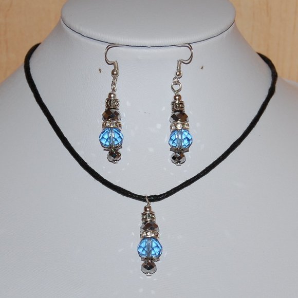 Aqua Blue Crystal Glass Necklace and Earring Set,Blue Necklace and Earrings - Picture 1 of 2